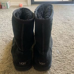 Classic Ugg size 8